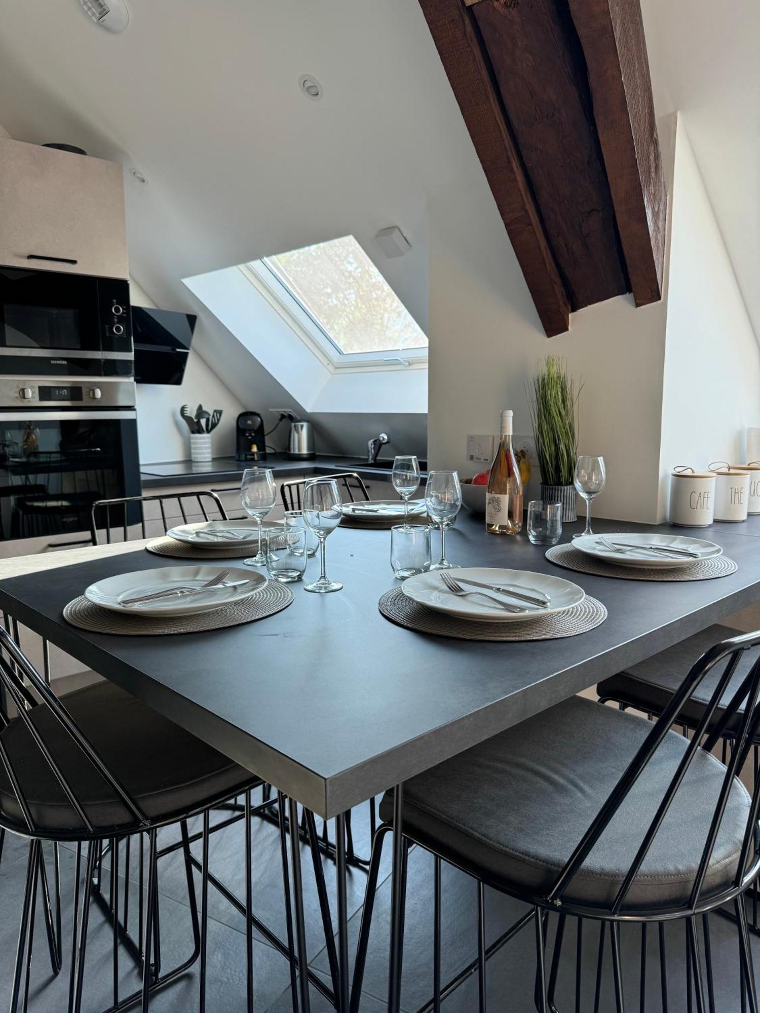 Magnifique Appartement Vue Lac - 5 Personnes Voglans Exterior foto