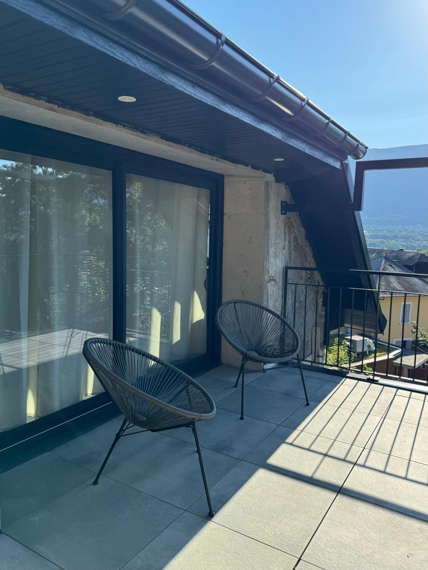 Magnifique Appartement Vue Lac - 5 Personnes Voglans Exterior foto